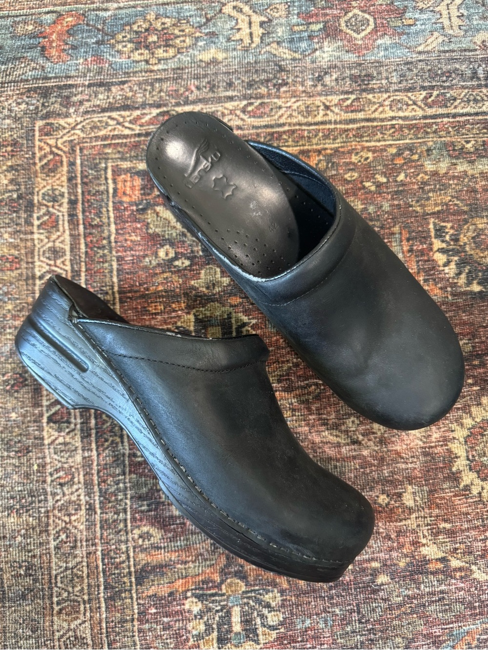 Dansko Sonja Clogs Black Leather Mules EU 42 US 11.5-12